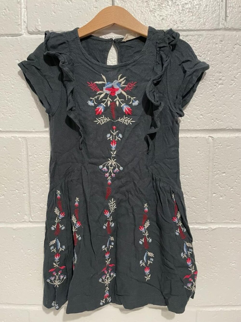Zara Girls Size 6 Embroidered Dress